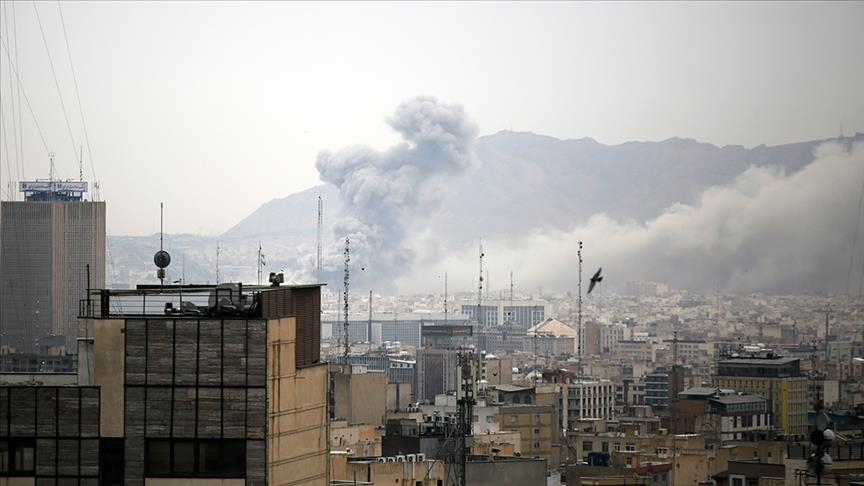 الجيش الإسرائيلي: قصفنا مواقع عسكرية ومواقع للحرس الثوري